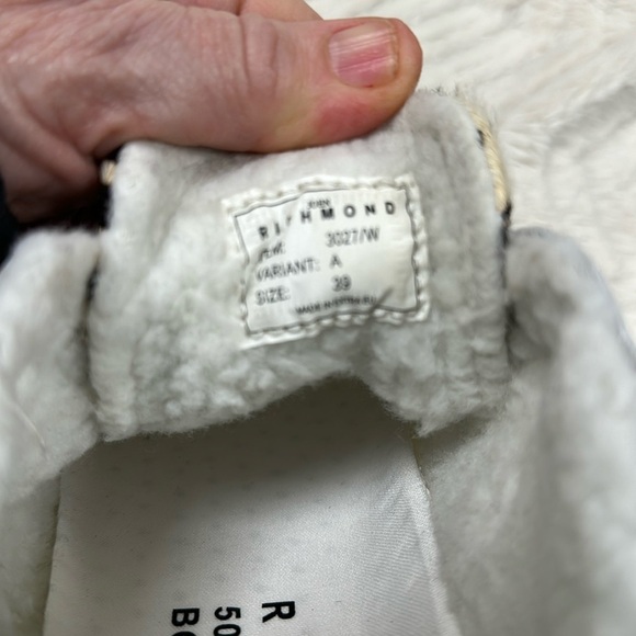 JOHN RICHMOND White and Silver Graphic Logo Sneaker, 39 (US9) - Picture 9 of 10